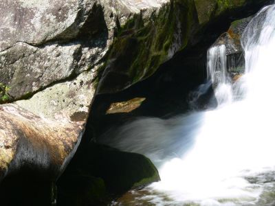Whitewater and Sunshine
See close up of sunshine through tunnel from top to bottom of falls.
